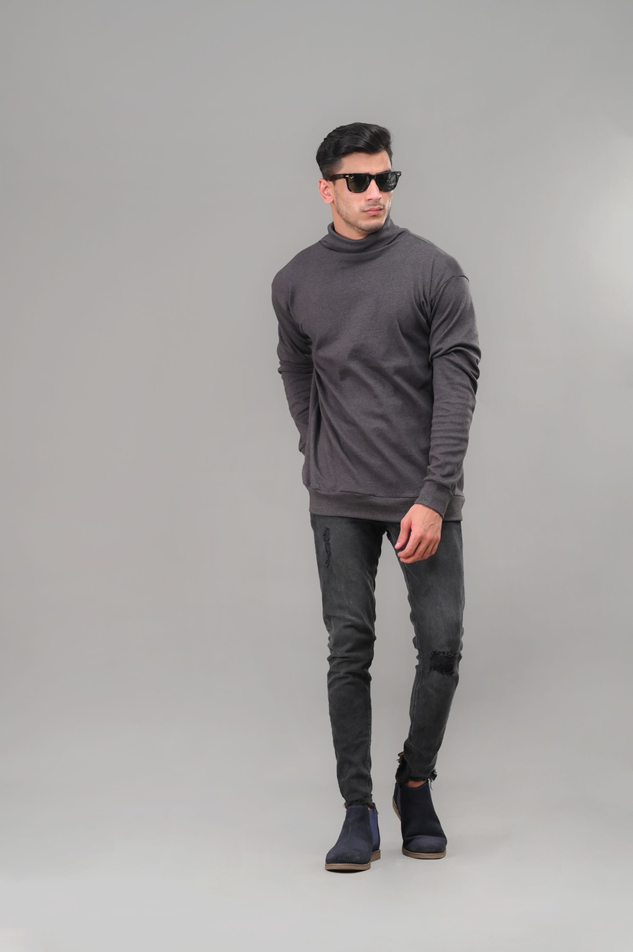 Charcoal Basic High Neck - M - Shop Now - Checkmate Atelier