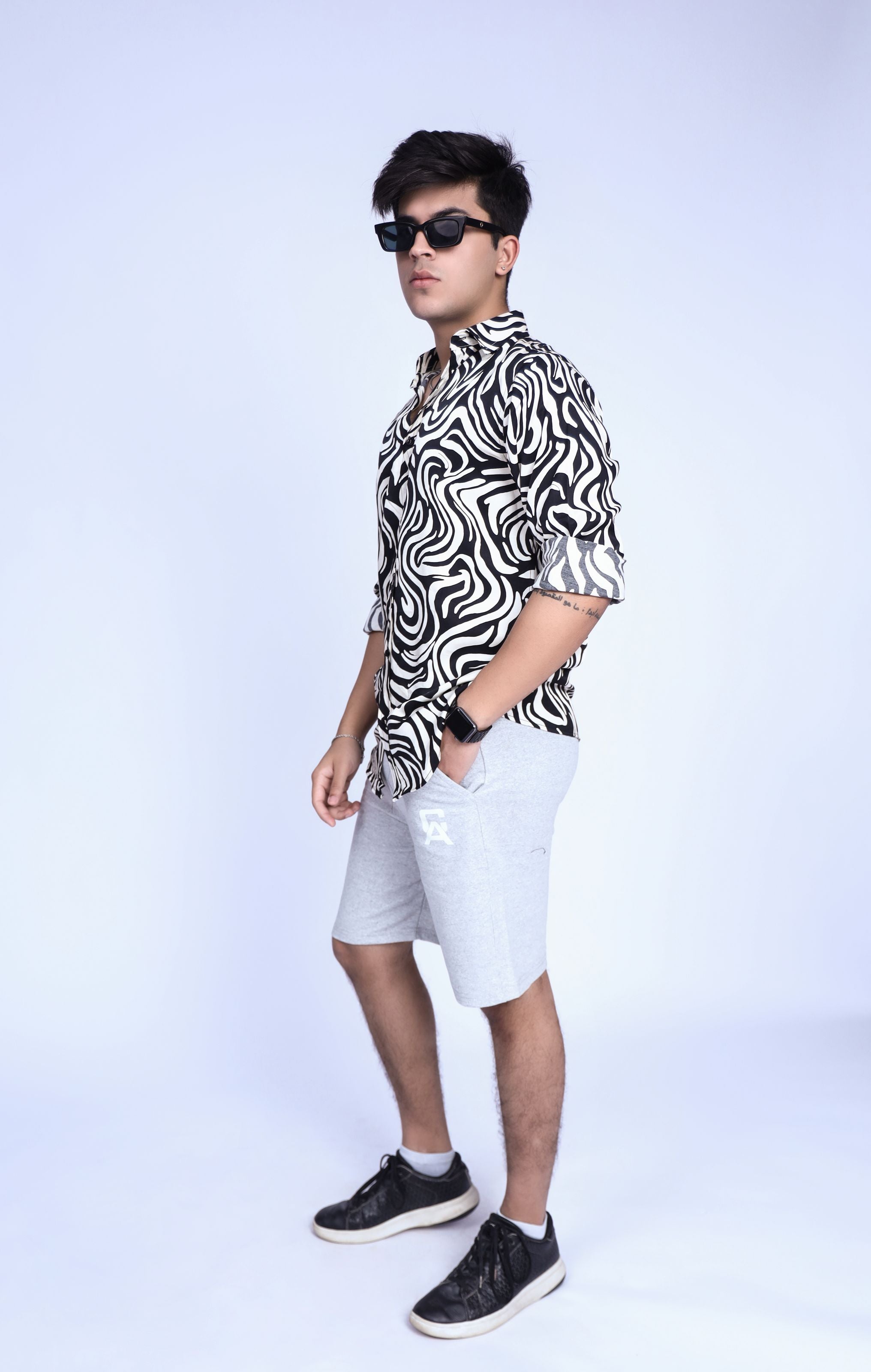 CREAMY ABSTRACT CASUAL SHIRT - Shop Now - Checkmate Atelier