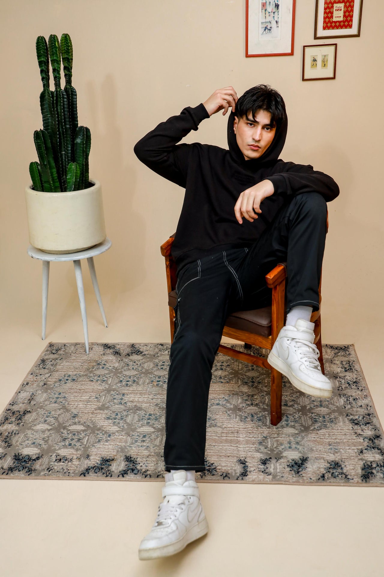 Shop [MINOR FAULT] BLACK OVERSIZED HOODIE Online in Pakistan