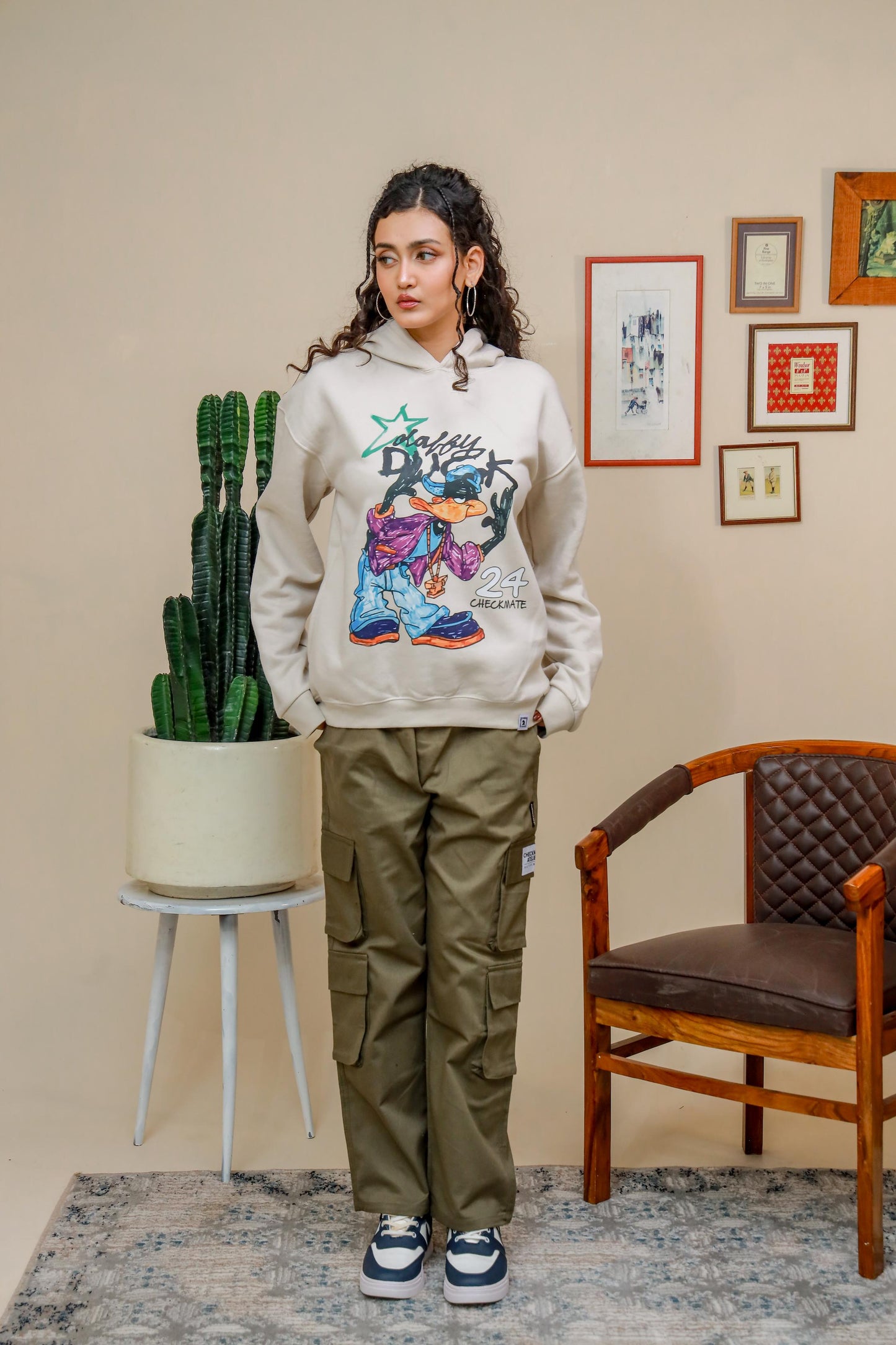 Shop DAFFY DUCK OVERSIZED HOODIE Online in Pakistan