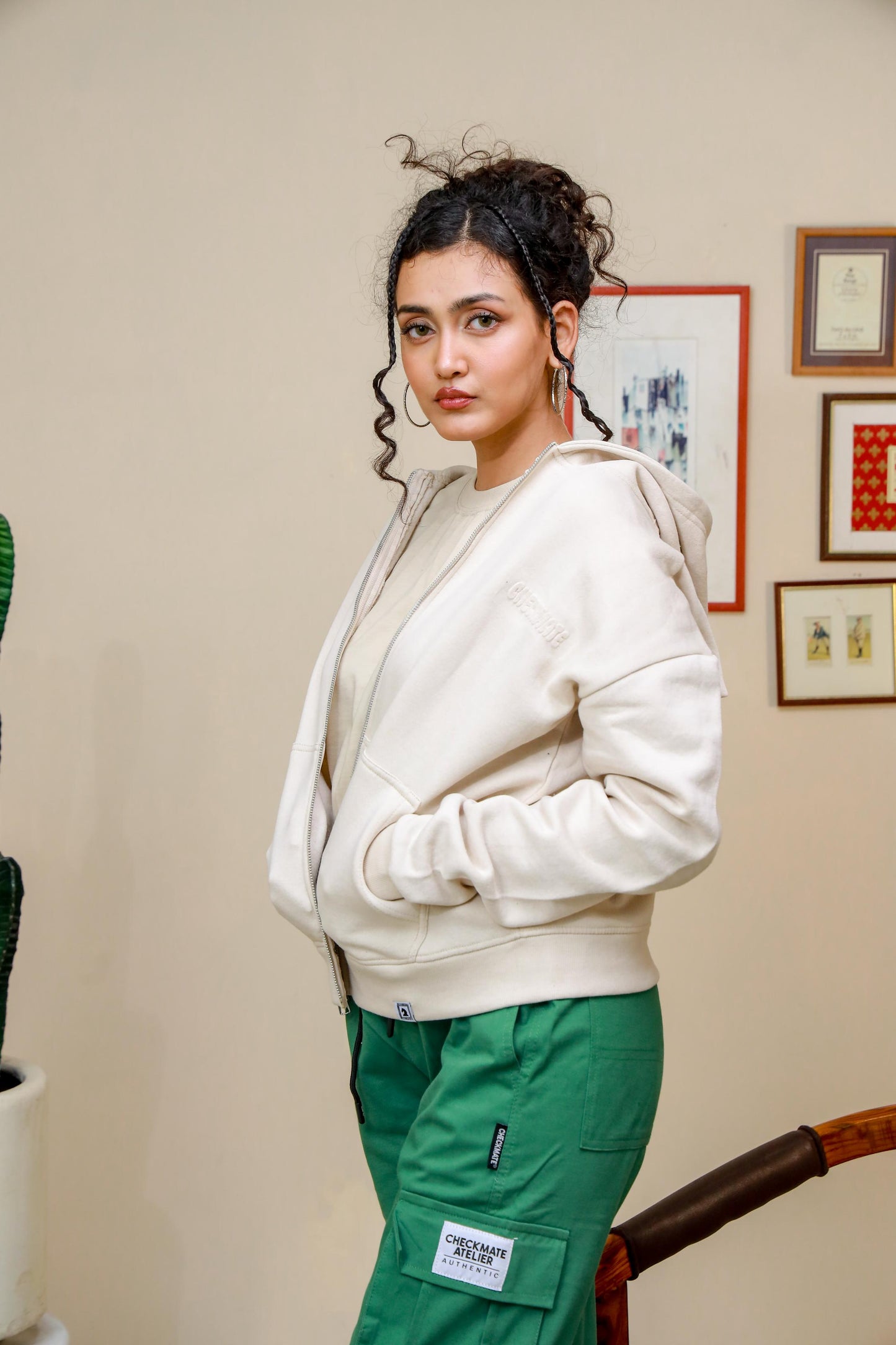 Shop [MINOR FAULT] CREAM ZIP UP HOODIE Online in Pakistan