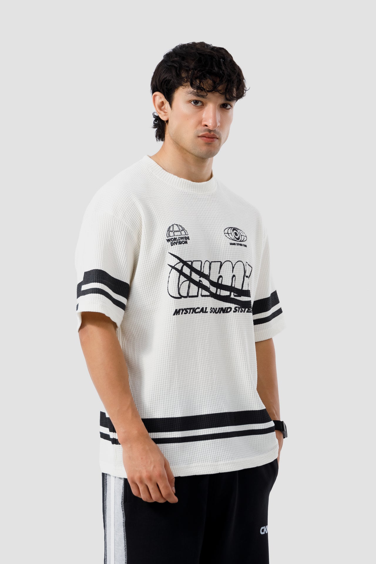 WAFFLE STRIPE TEXTURE T-SHIRT