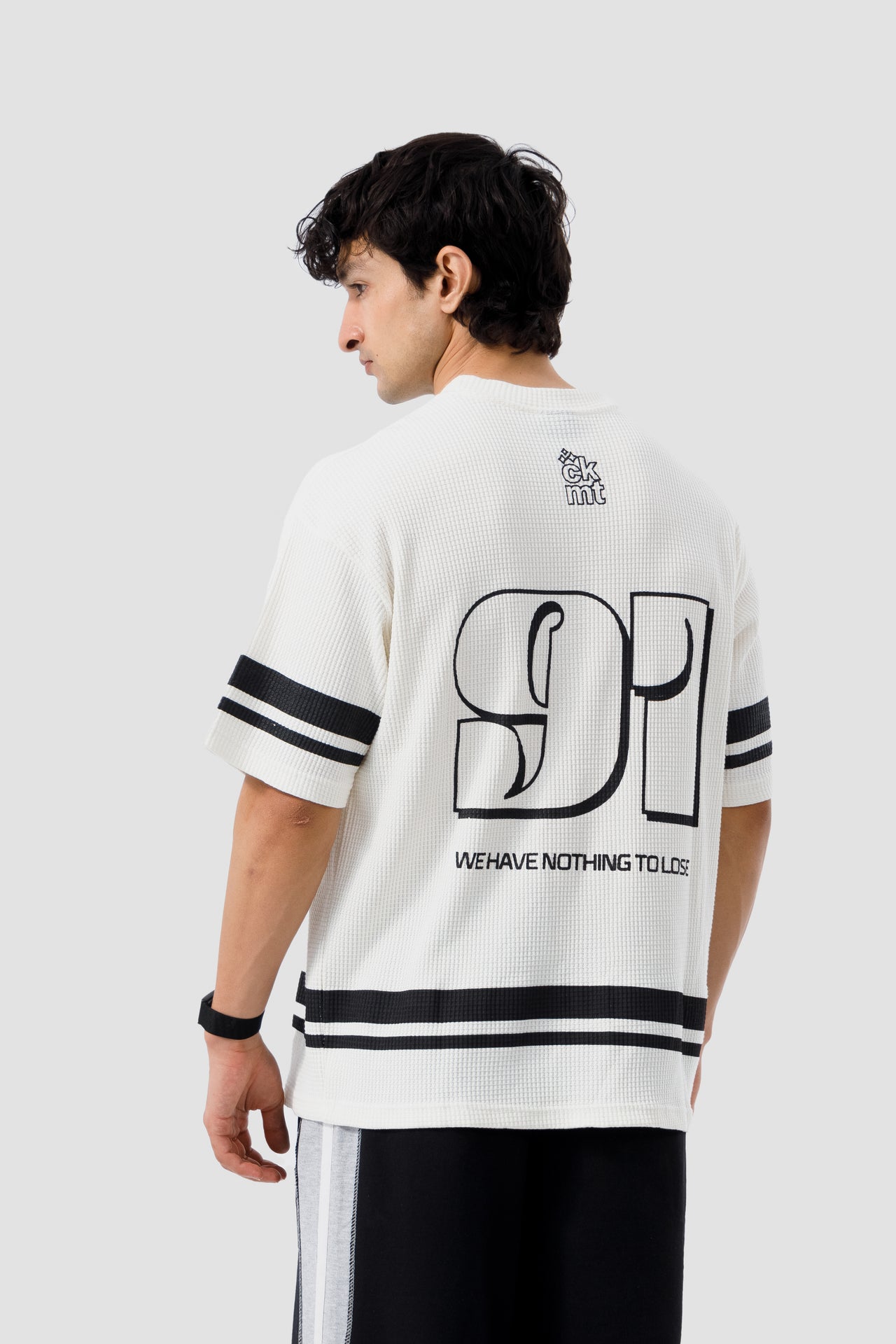 WAFFLE STRIPE TEXTURE T-SHIRT