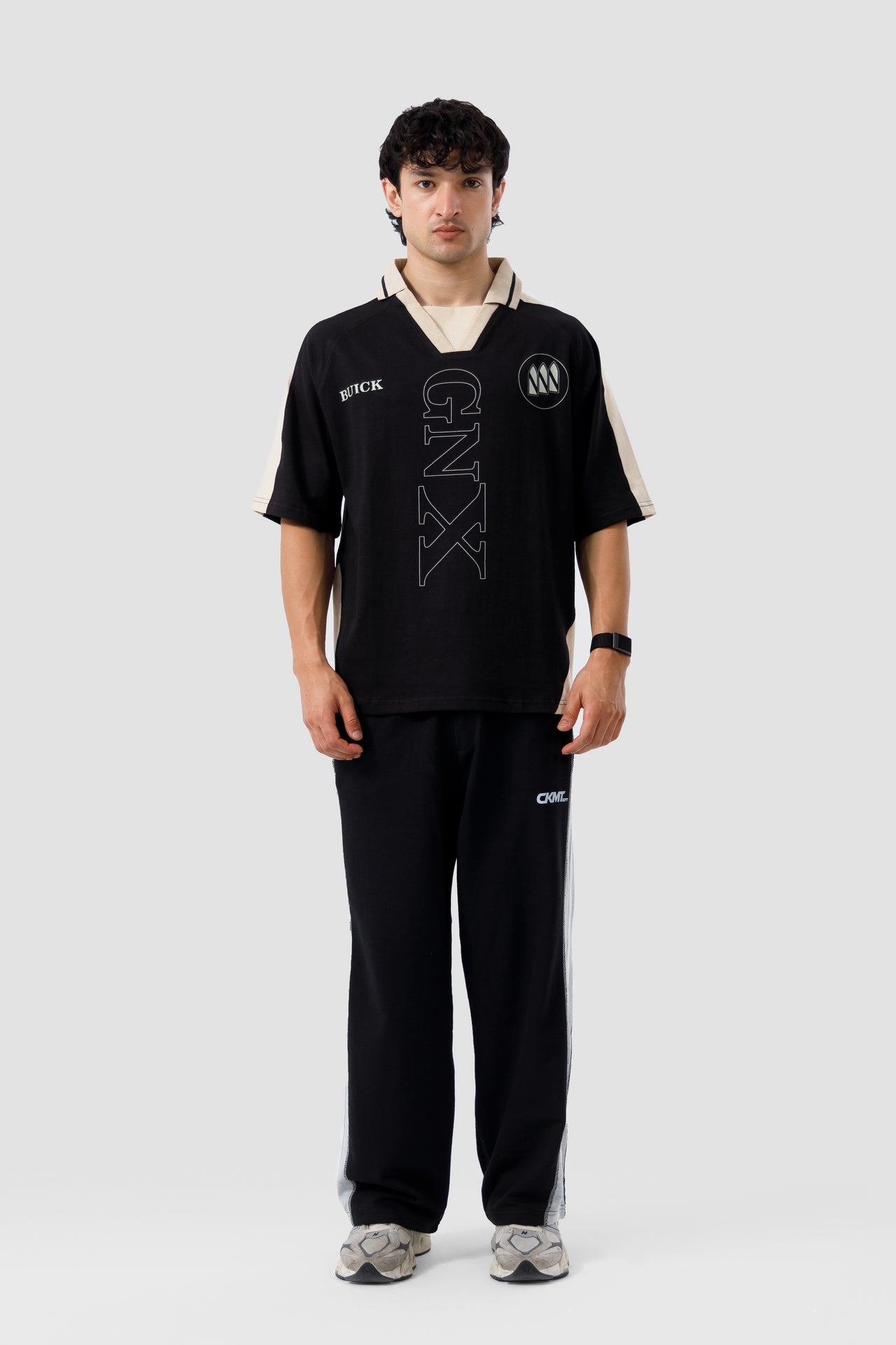 OMEGA STRIPE COLLAR POLO