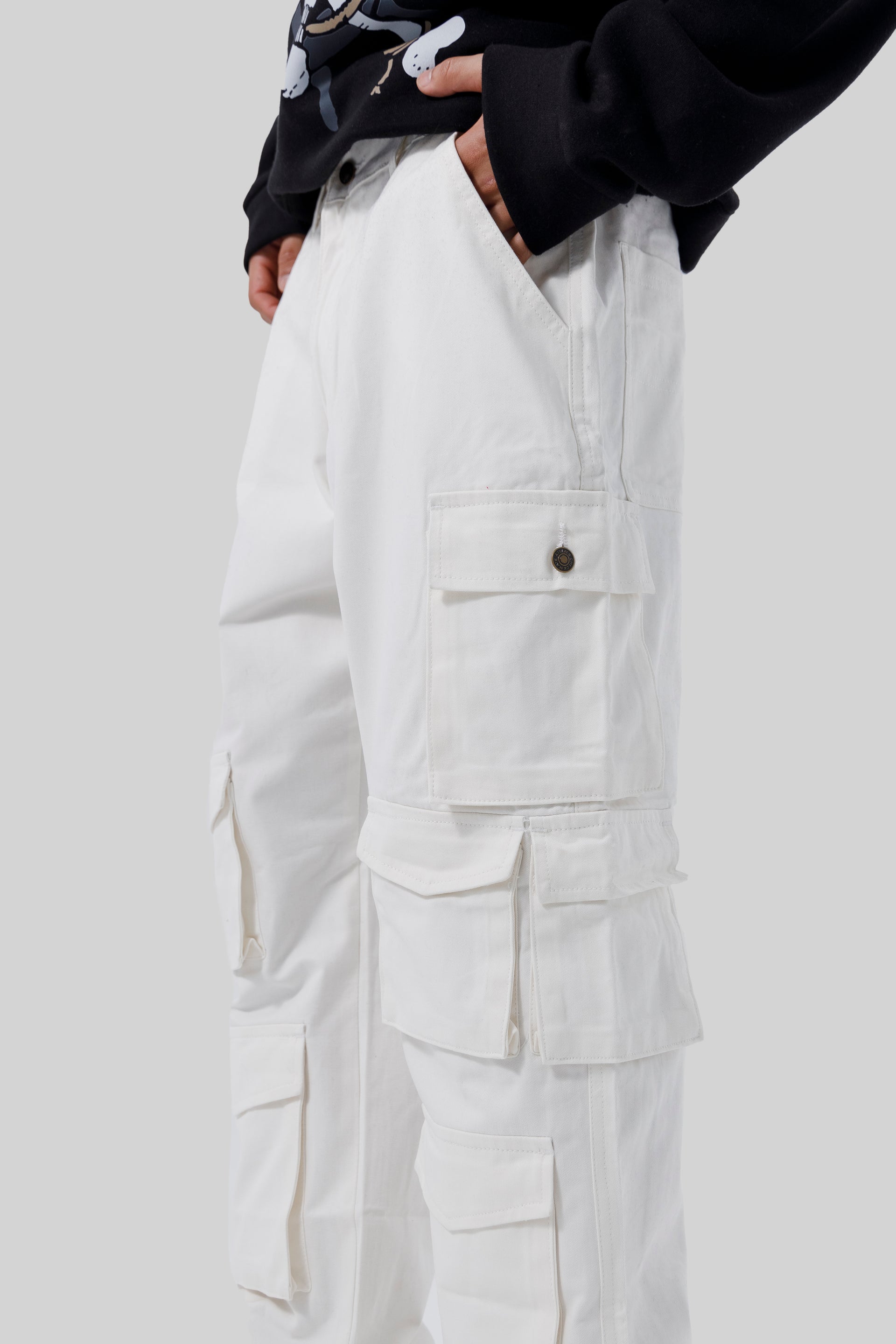 Shop ICEBOX BAGGY CARGO PANT Online in Pakistan