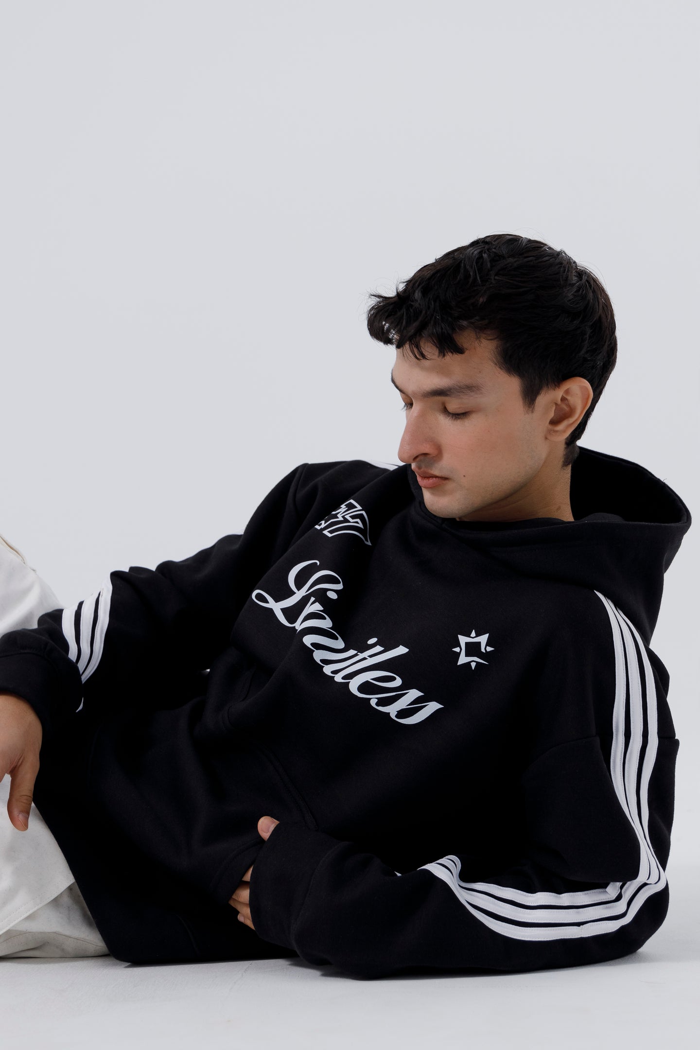 LIMITLESS DRIVE HOODIE