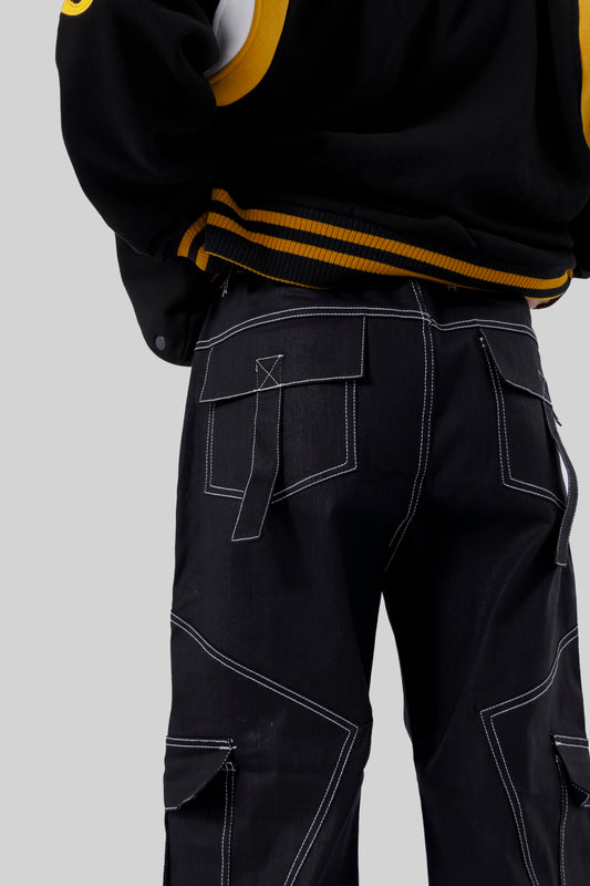 Shop DARK EDGE BAGGY CARGO PANT Online in Pakistan