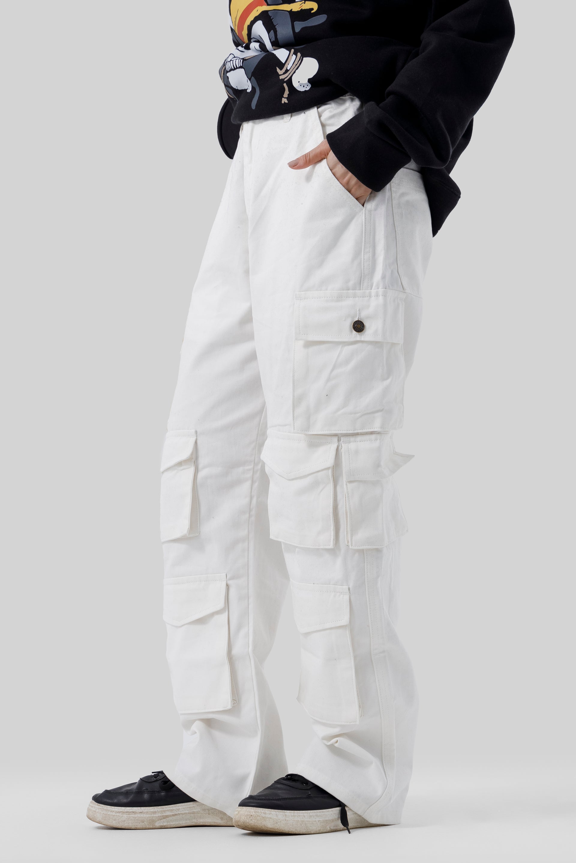 Shop ICEBOX BAGGY CARGO PANT Online in Pakistan