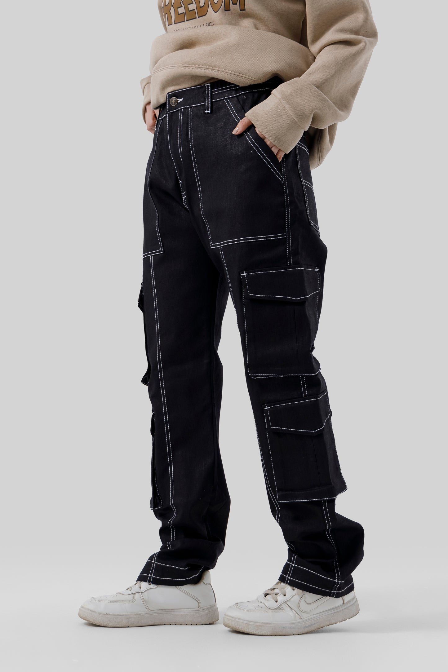 NIGHT STITCH CARGO PANT
