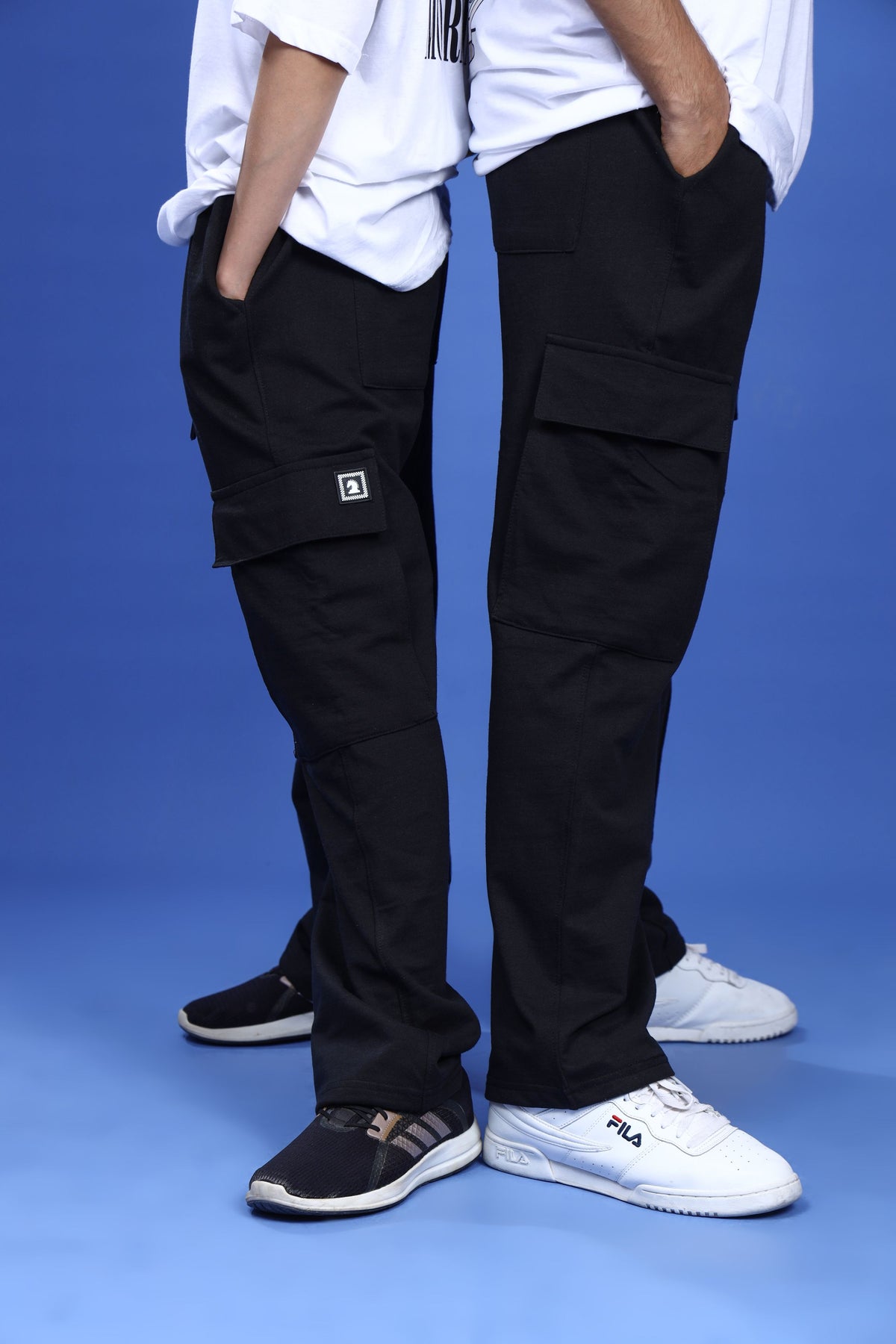 BLACK CARGO TROUSER (6 POCKETS)