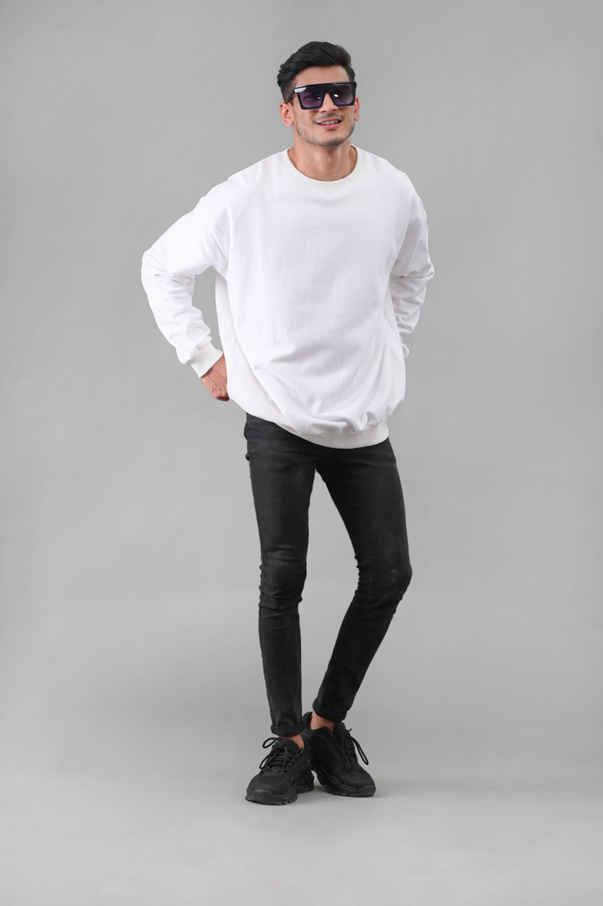 White Over Sized Sweatshirt - M - Checkmate Atelier - Official Online Store